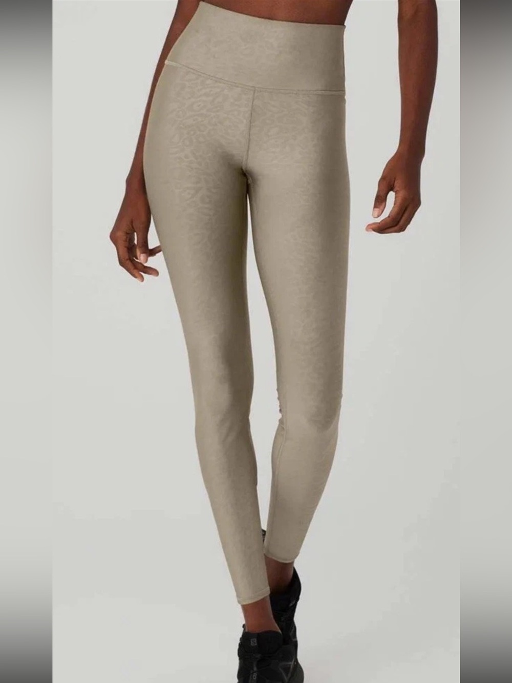 Alo Yoga Airlift High-Waist Leopard Debossed Leggings Womens Sz Small Taupe Tan